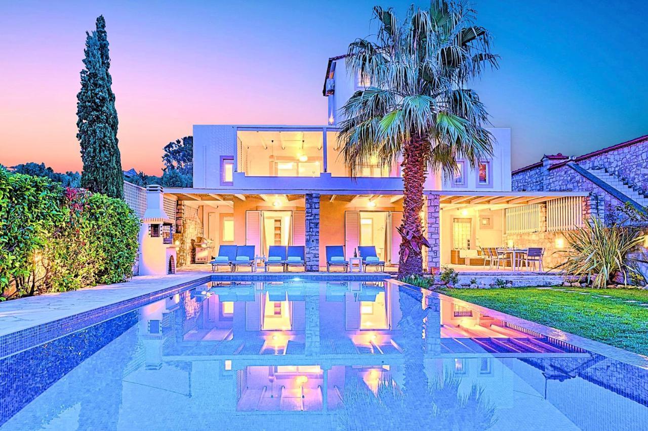 Cretan Mansion With Heated Swimming Pool Villa Georgioupoli Exterior foto
